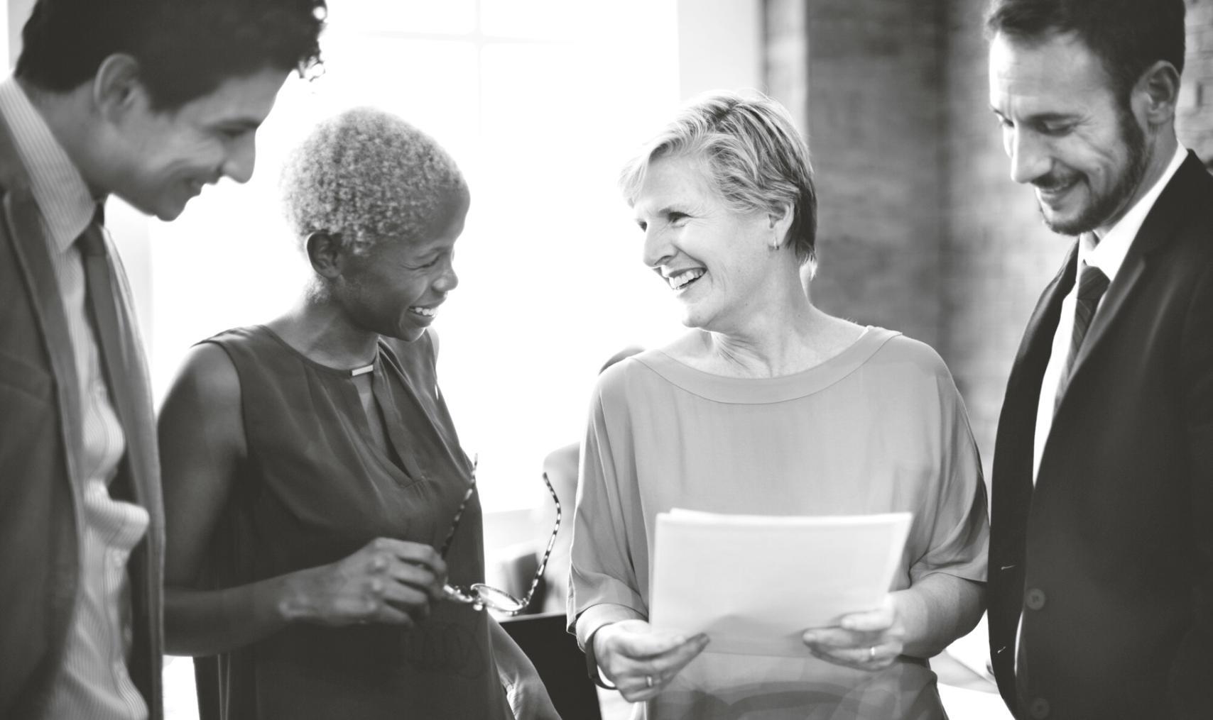 Analyse de tableaux de bord financiers sur écran
